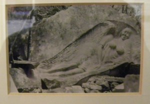 Cavern reclining Statue (small)